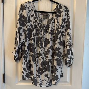 Apt. 9 Black & White Floral Peasant Top